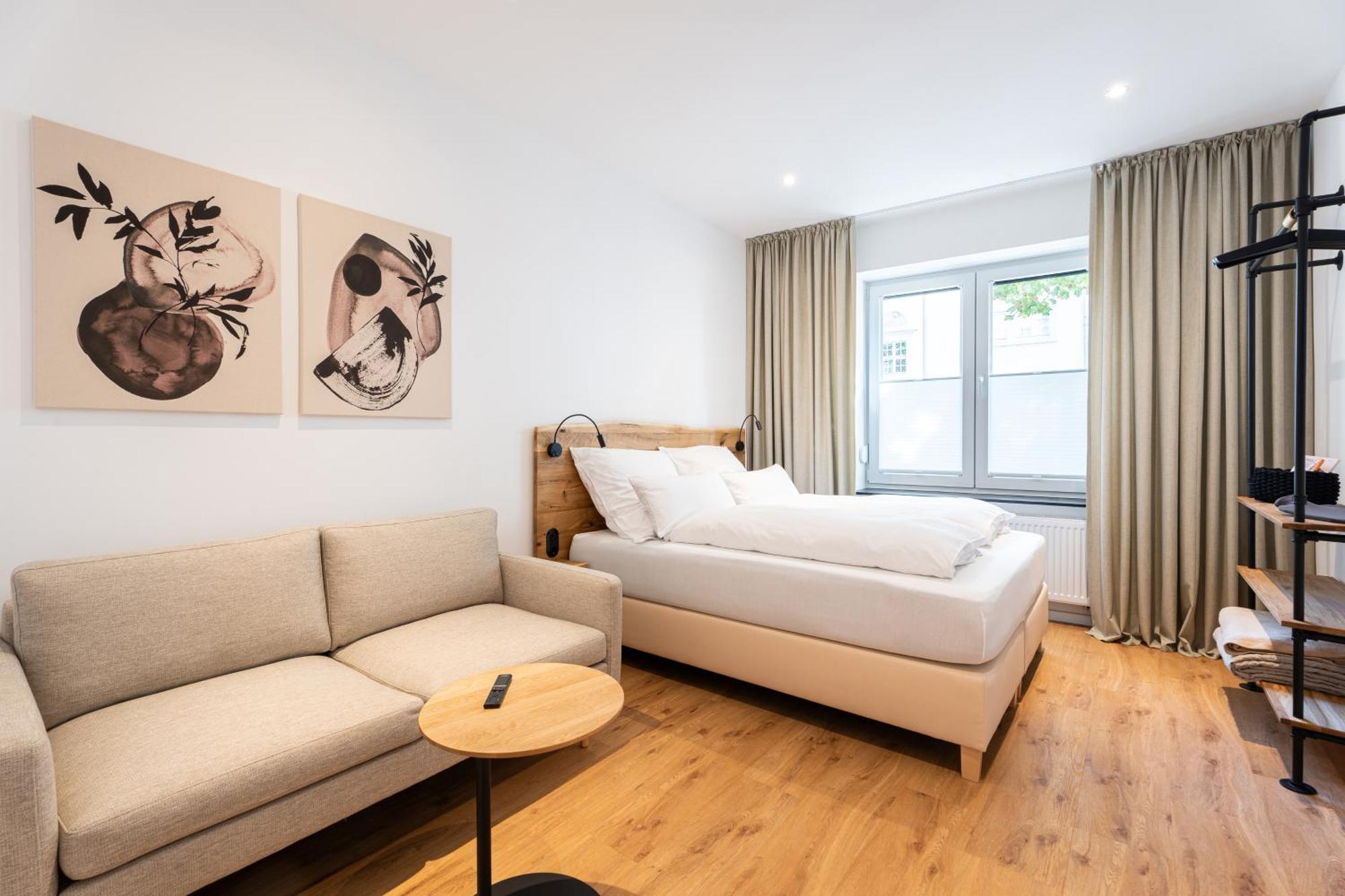 Hozo1-Exklusiv Apartment Der Roze Living โคเบลนซ์ ภายนอก รูปภาพ