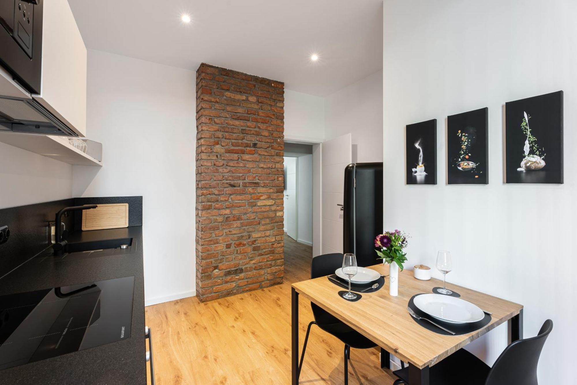 Hozo1-Exklusiv Apartment Der Roze Living โคเบลนซ์ ภายนอก รูปภาพ